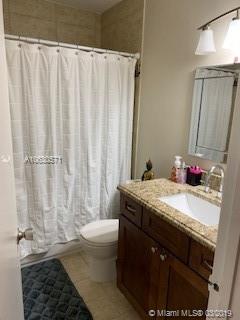 UNIVERSITY MAPLEWOOD TOWNH - Residential Lease