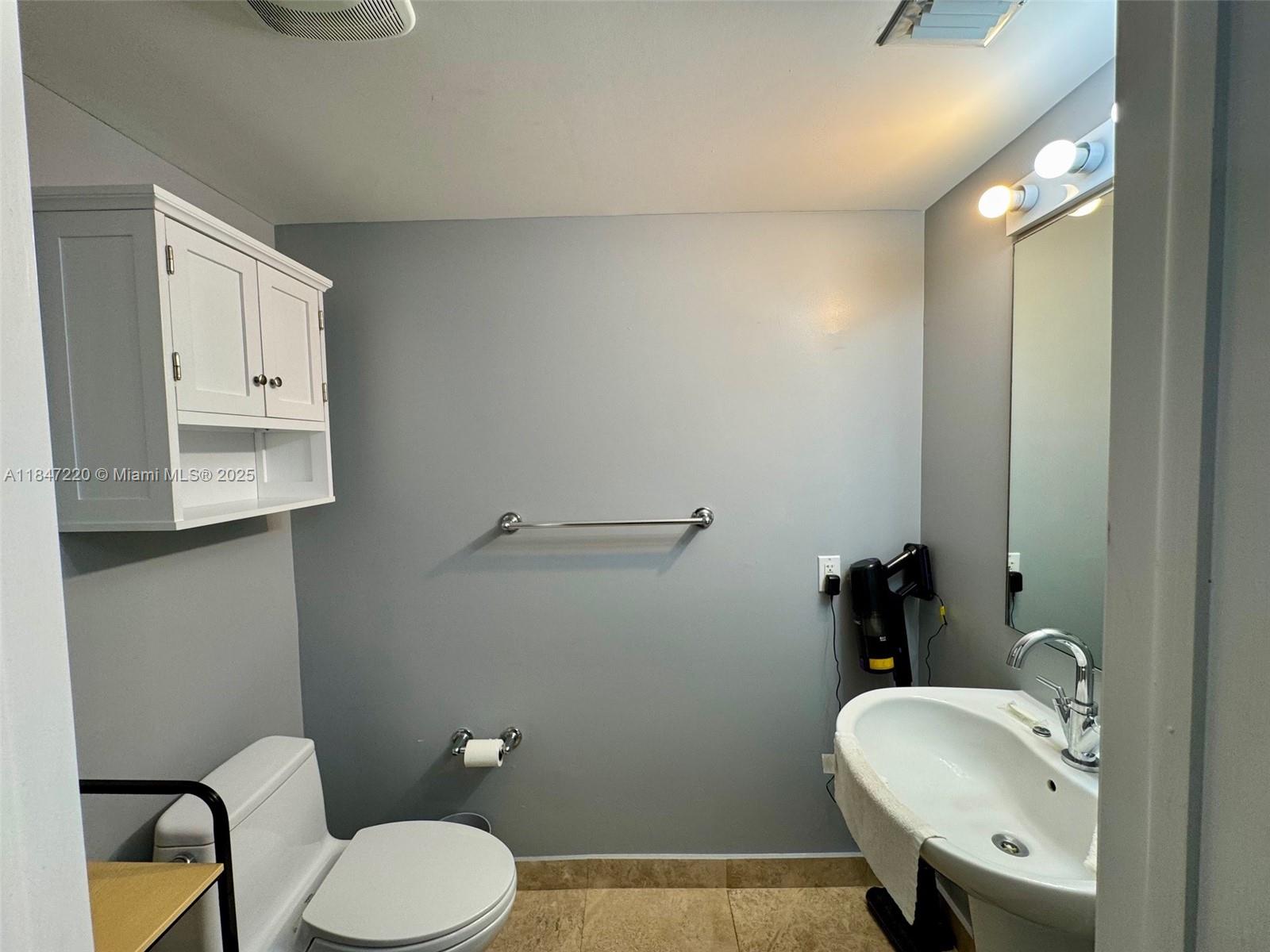 BRICKELL ON THE RIVER S T - Residential