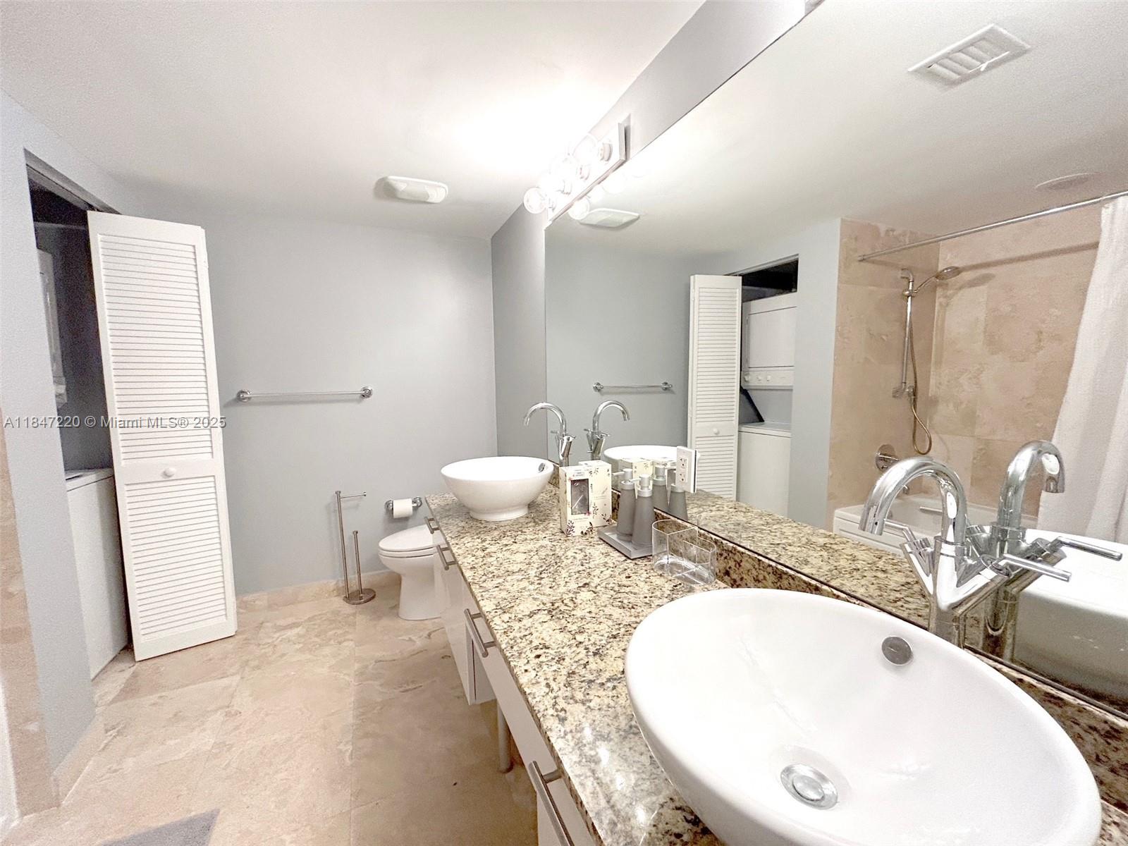 BRICKELL ON THE RIVER S T - Residential