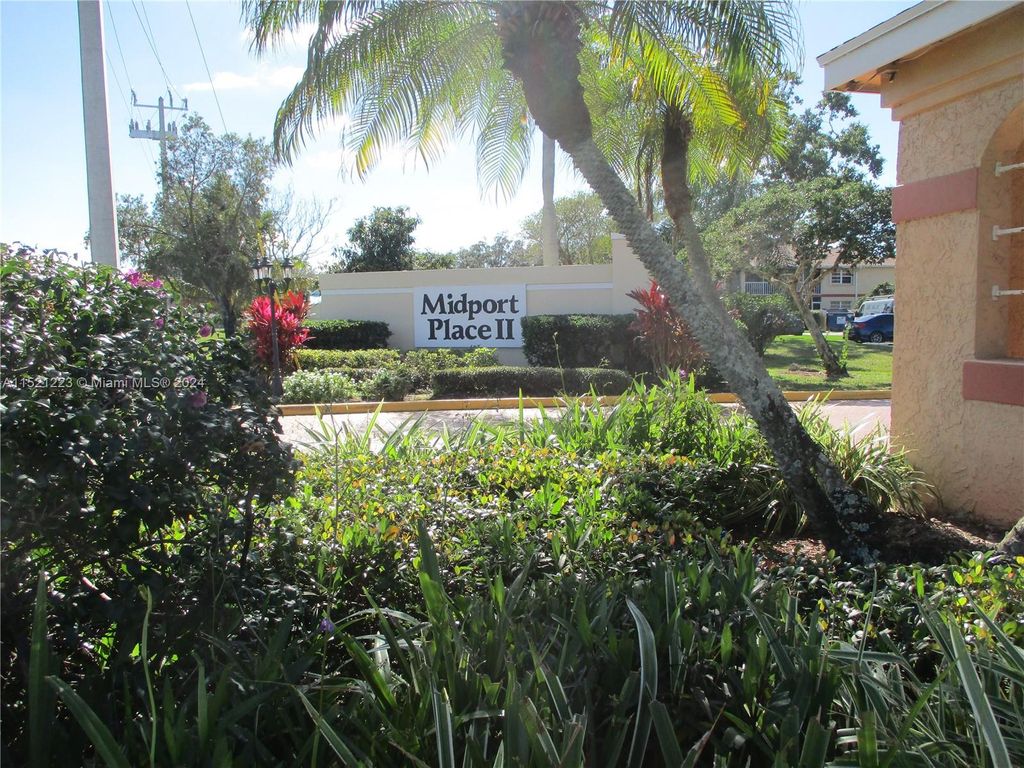 Photo of 1540 SE Royal Green Cir #I 102, Port Saint Lucie, FL 34952 (MLS # A11521223)