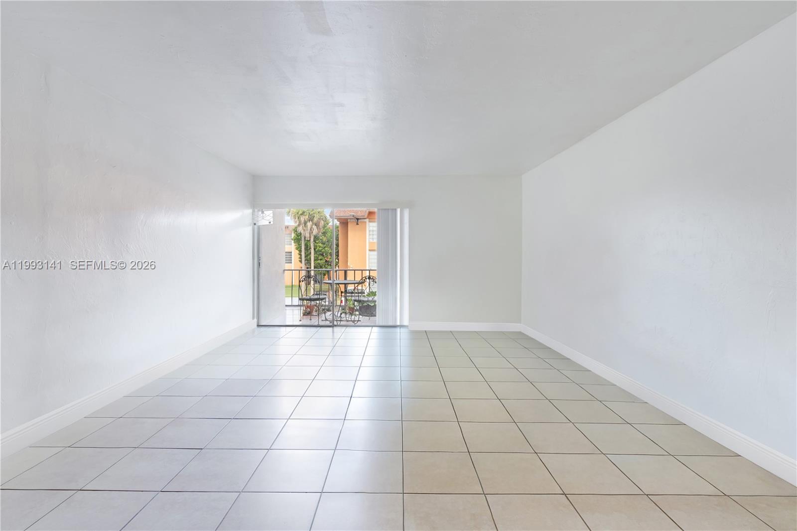 SUNSET PALMS EAST CONDO - Residential