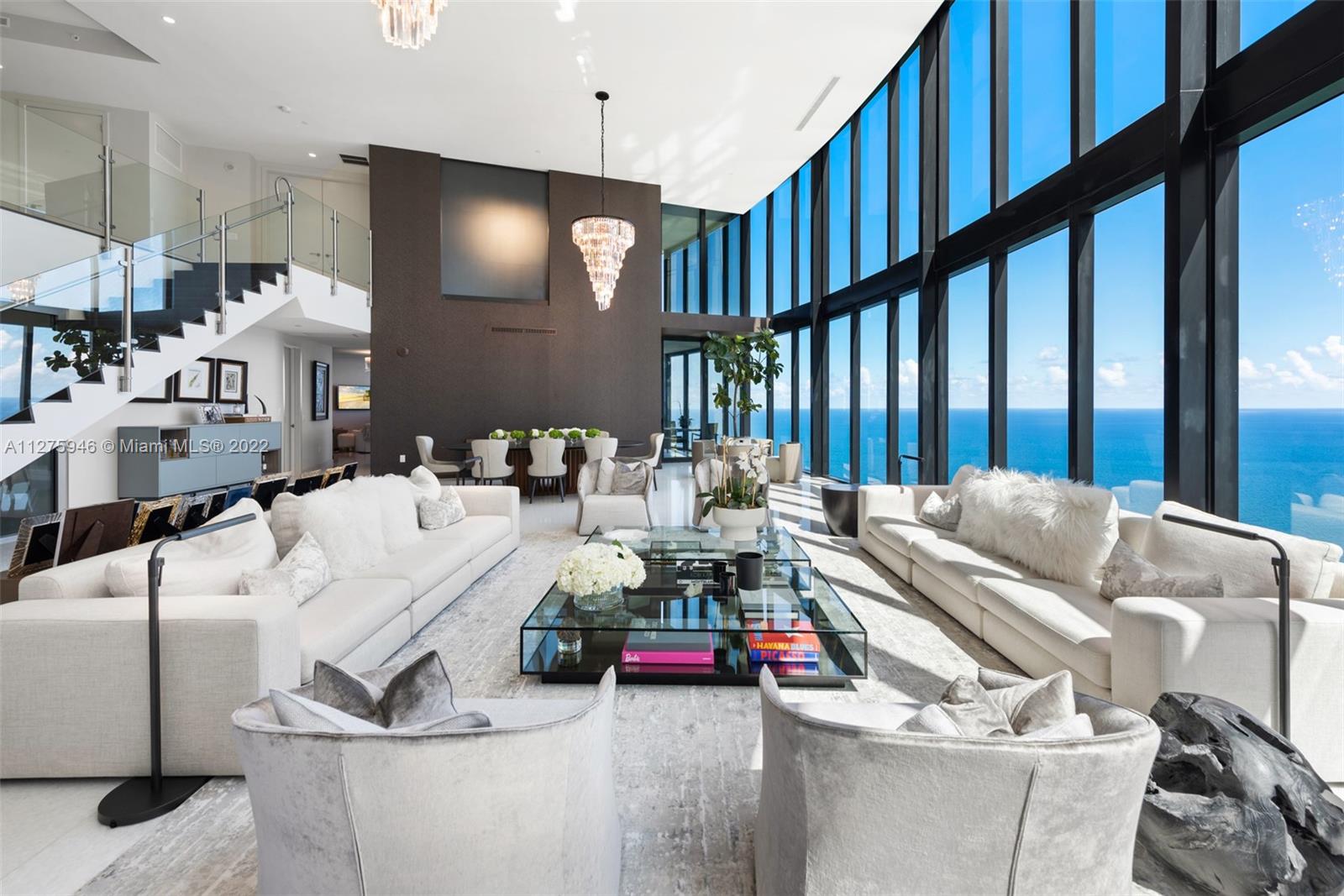 PORSCHE DESIGN TOWER - Residential