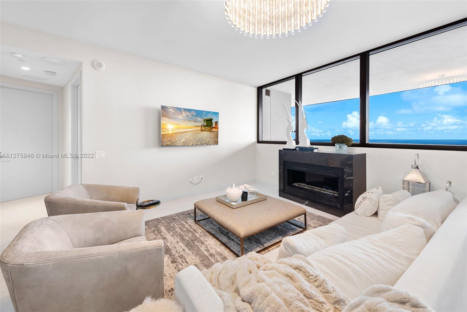 PORSCHE DESIGN TOWER - Residential