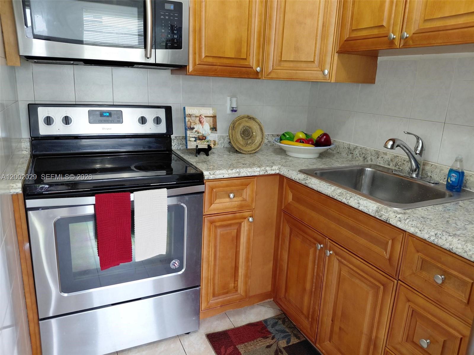 HIBISCUS GARDENS AMENDED - Residential Lease