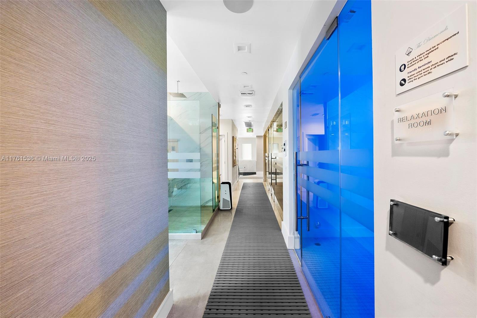 BLUE DIAMOND CONDO - Residential