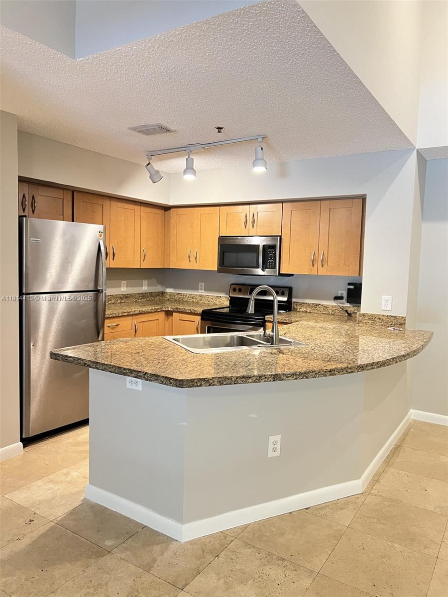 BOCAR CONDO - Residential Lease