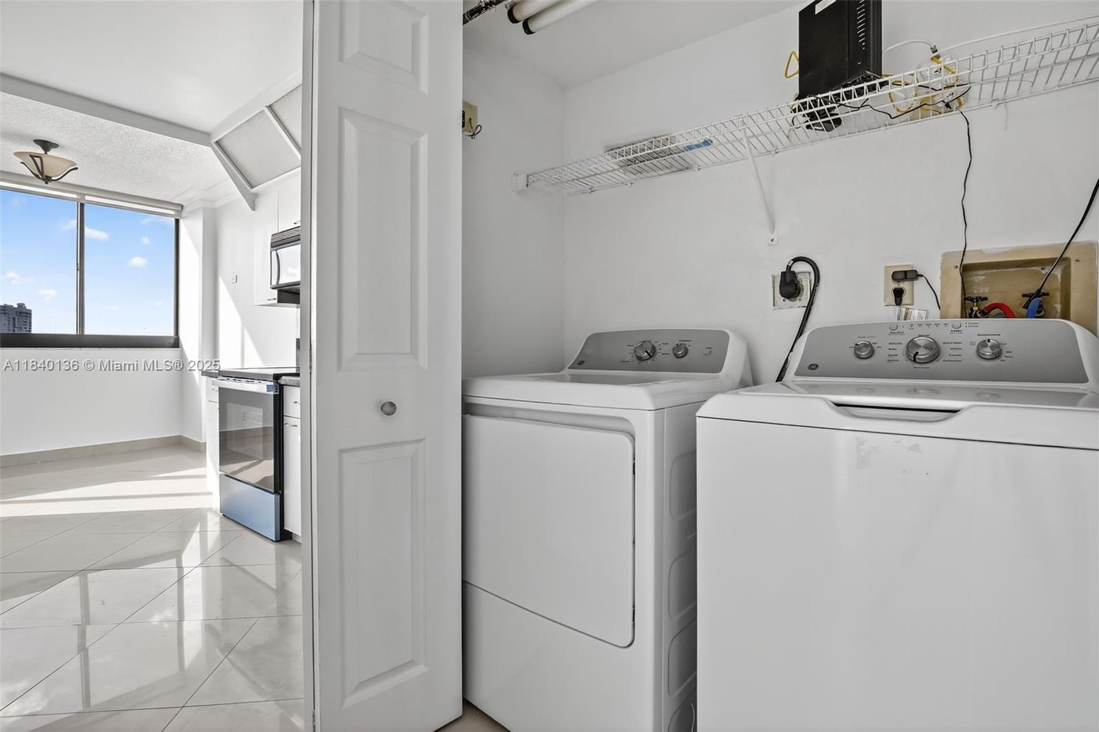 THE LANDMARK CONDO - Residential