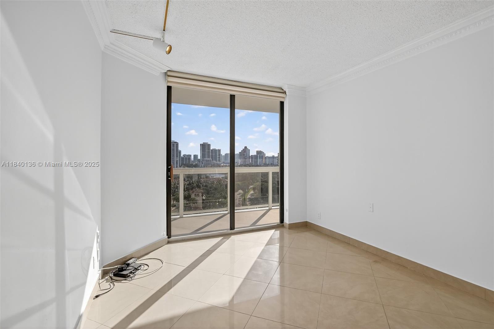 THE LANDMARK CONDO - Residential