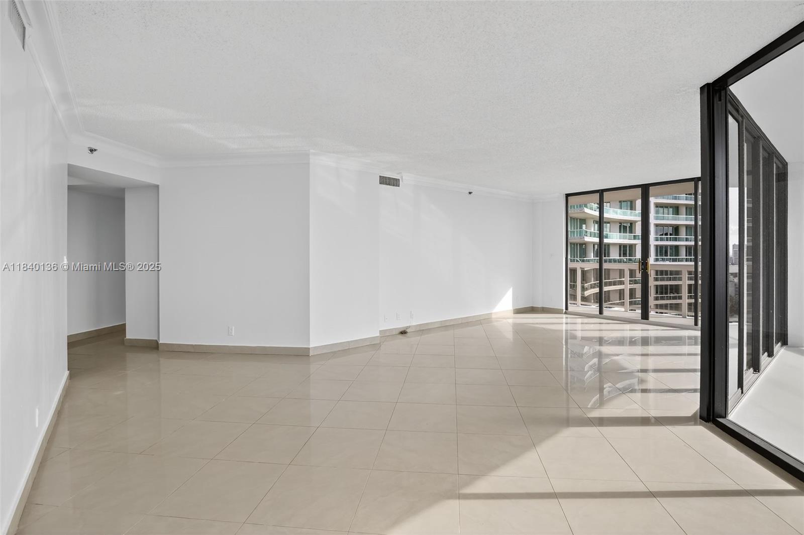 THE LANDMARK CONDO - Residential