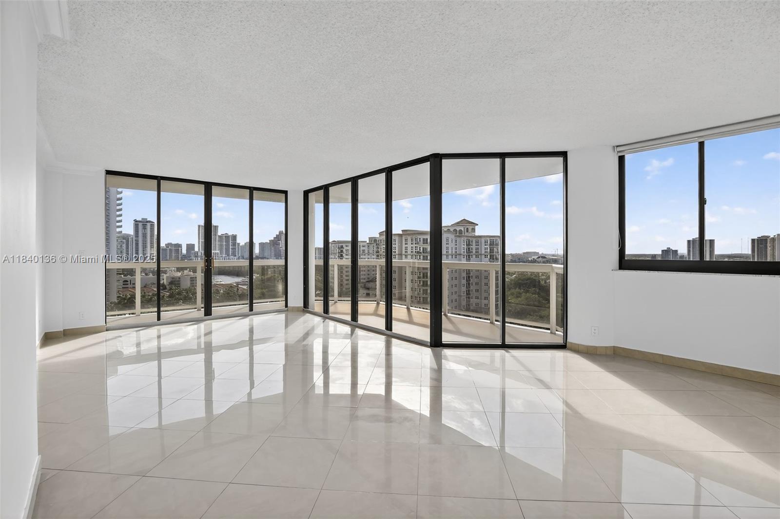 THE LANDMARK CONDO - Residential