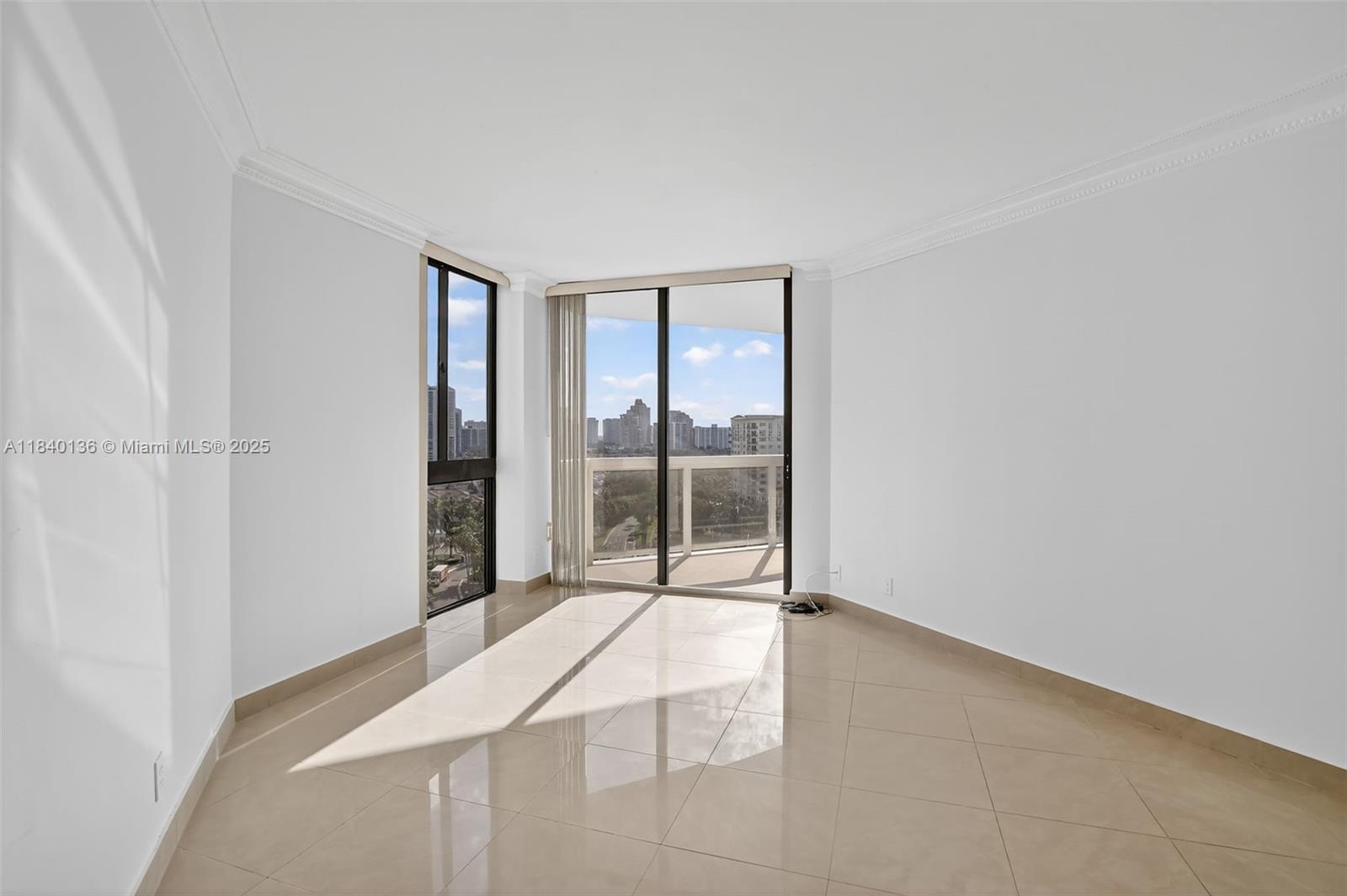 THE LANDMARK CONDO - Residential