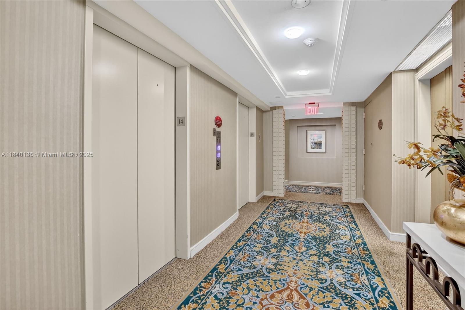 THE LANDMARK CONDO - Residential