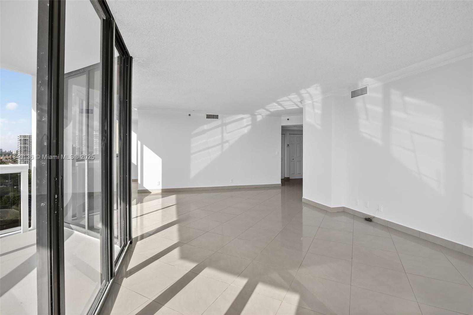 THE LANDMARK CONDO - Residential