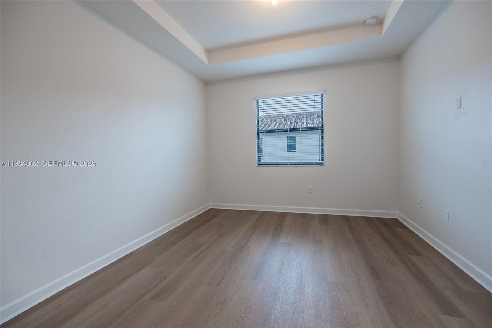 SILVER PALM RESIDENTIAL H - Residential Lease