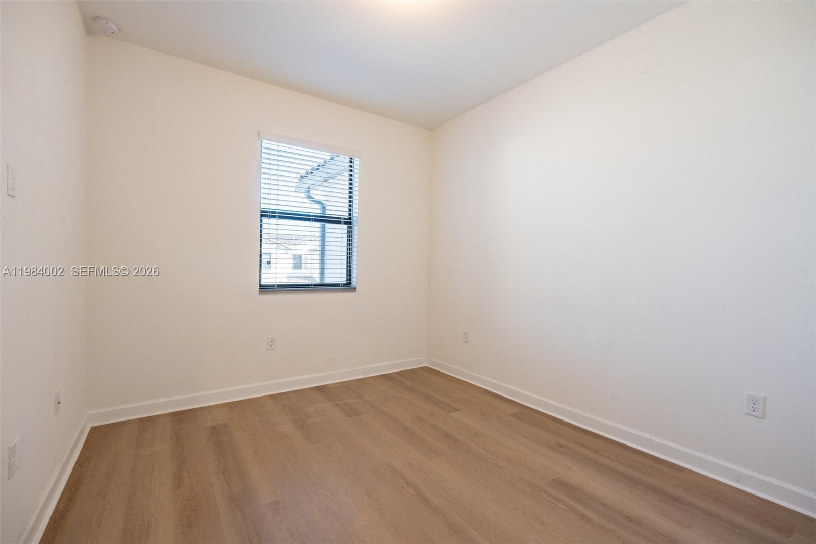 SILVER PALM RESIDENTIAL H - Residential Lease