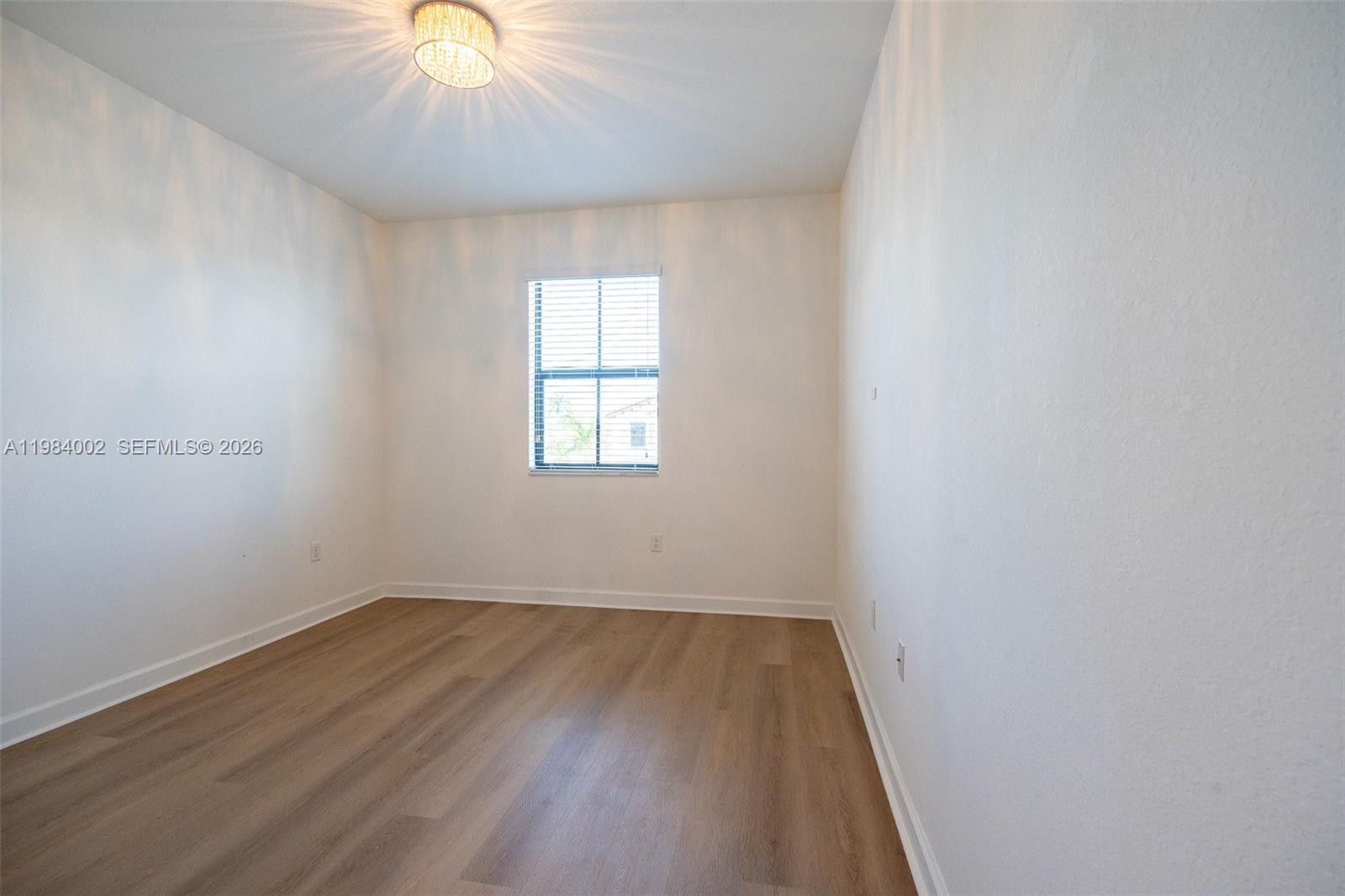 SILVER PALM RESIDENTIAL H - Residential Lease