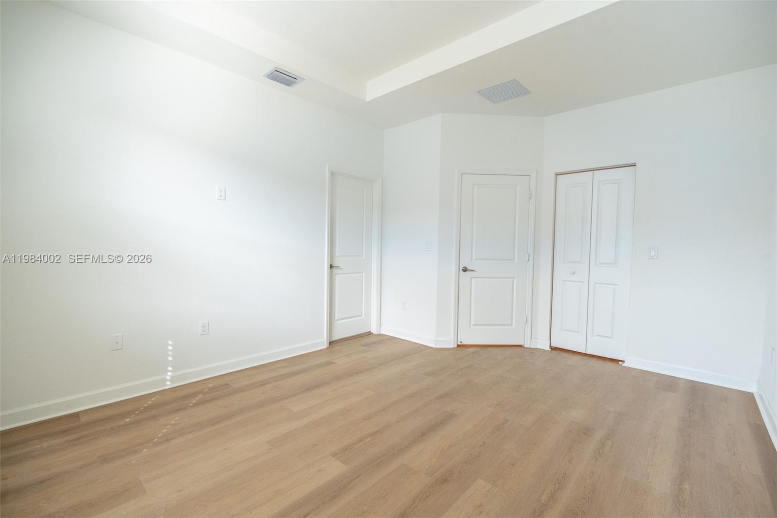 SILVER PALM RESIDENTIAL H - Residential Lease