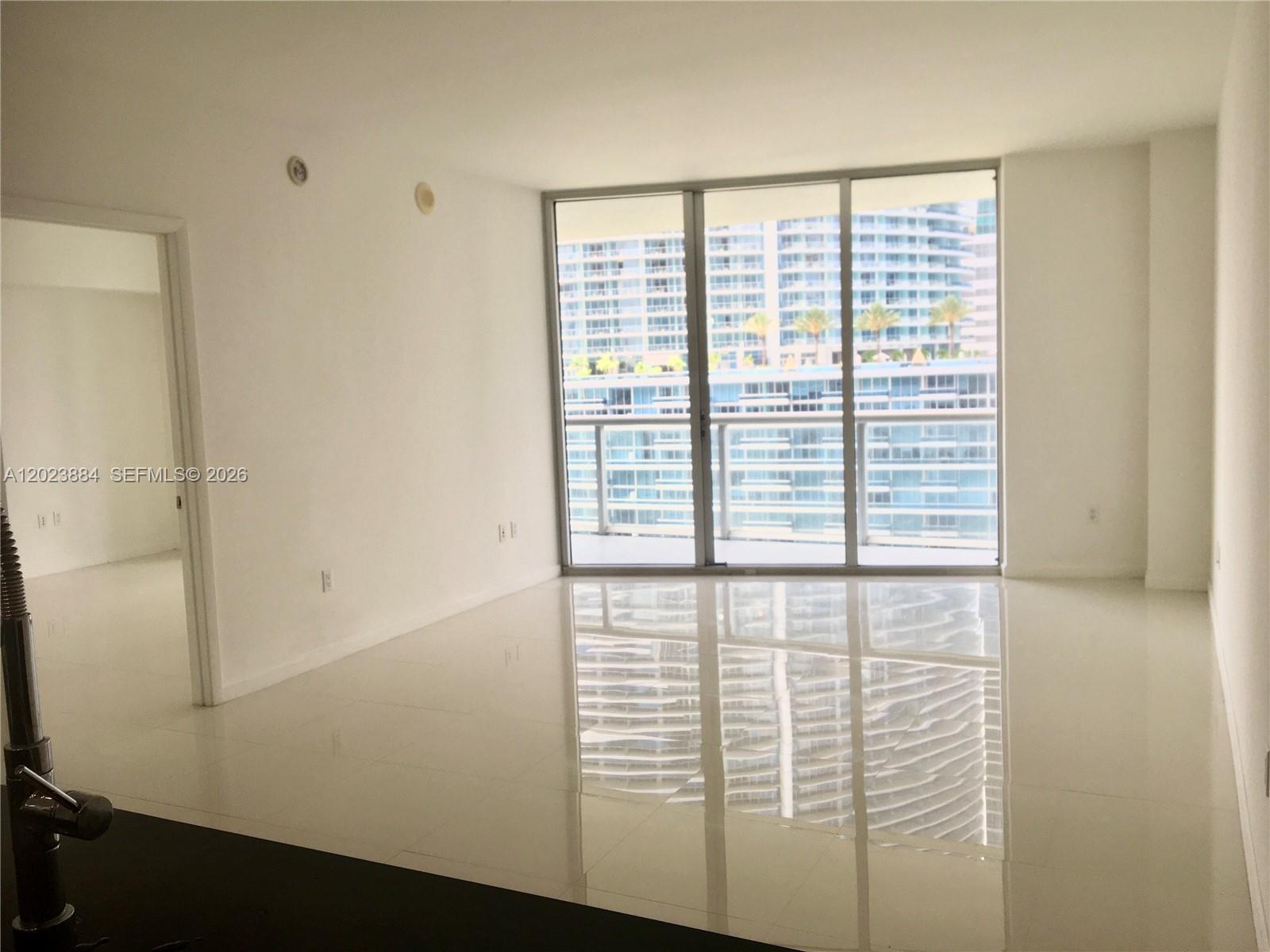 ICON BRICKELL - Residential