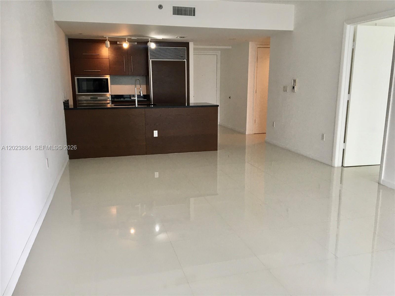 ICON BRICKELL - Residential