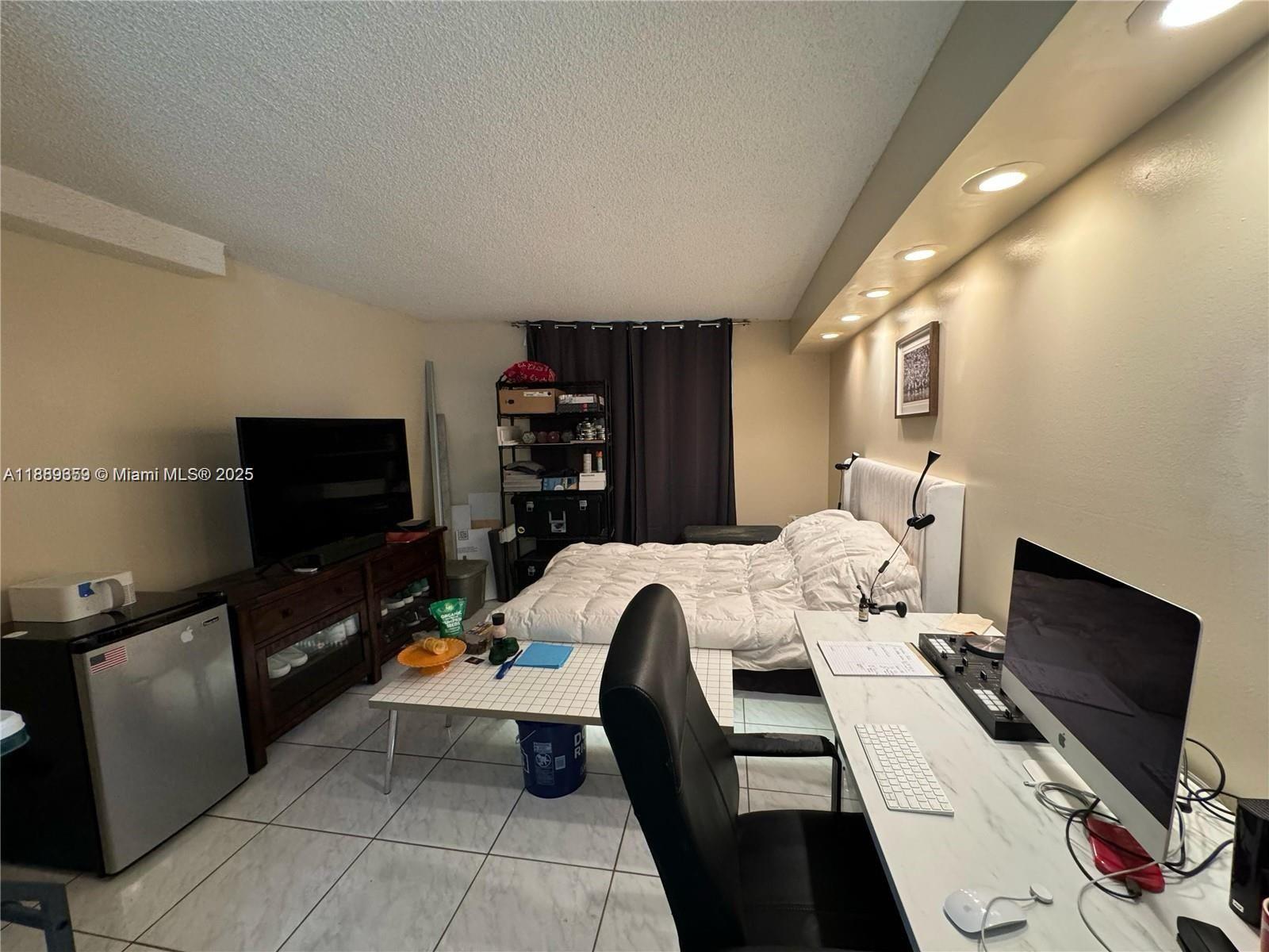 INTERNATIONAL VILLAGE AT - Residential Lease