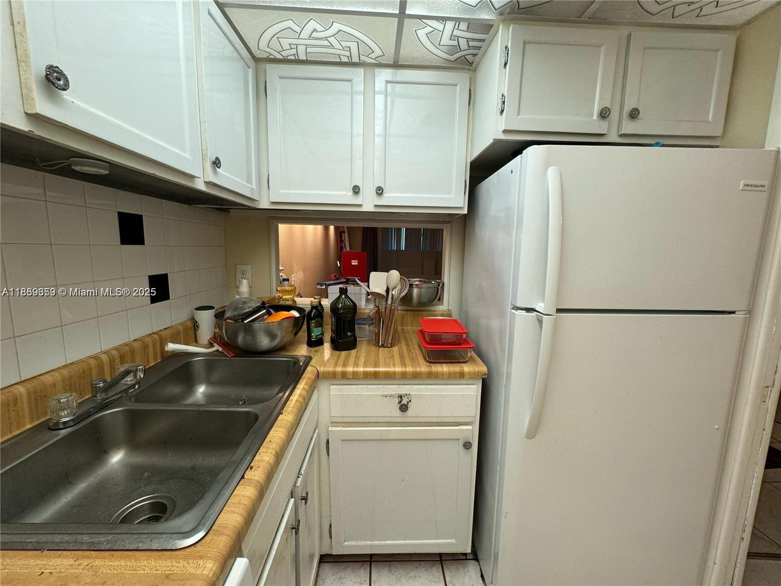 INTERNATIONAL VILLAGE AT - Residential Lease