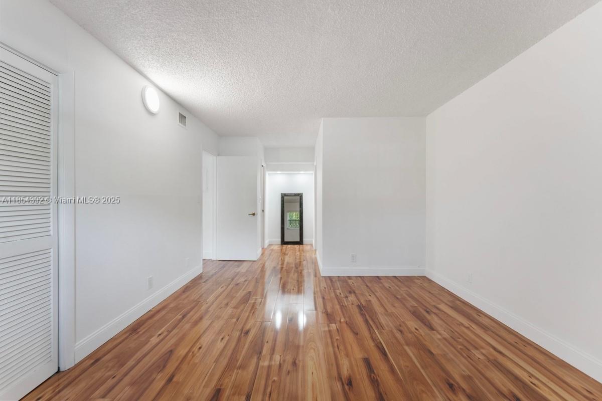 LAKE FOREST CONDO - Residential