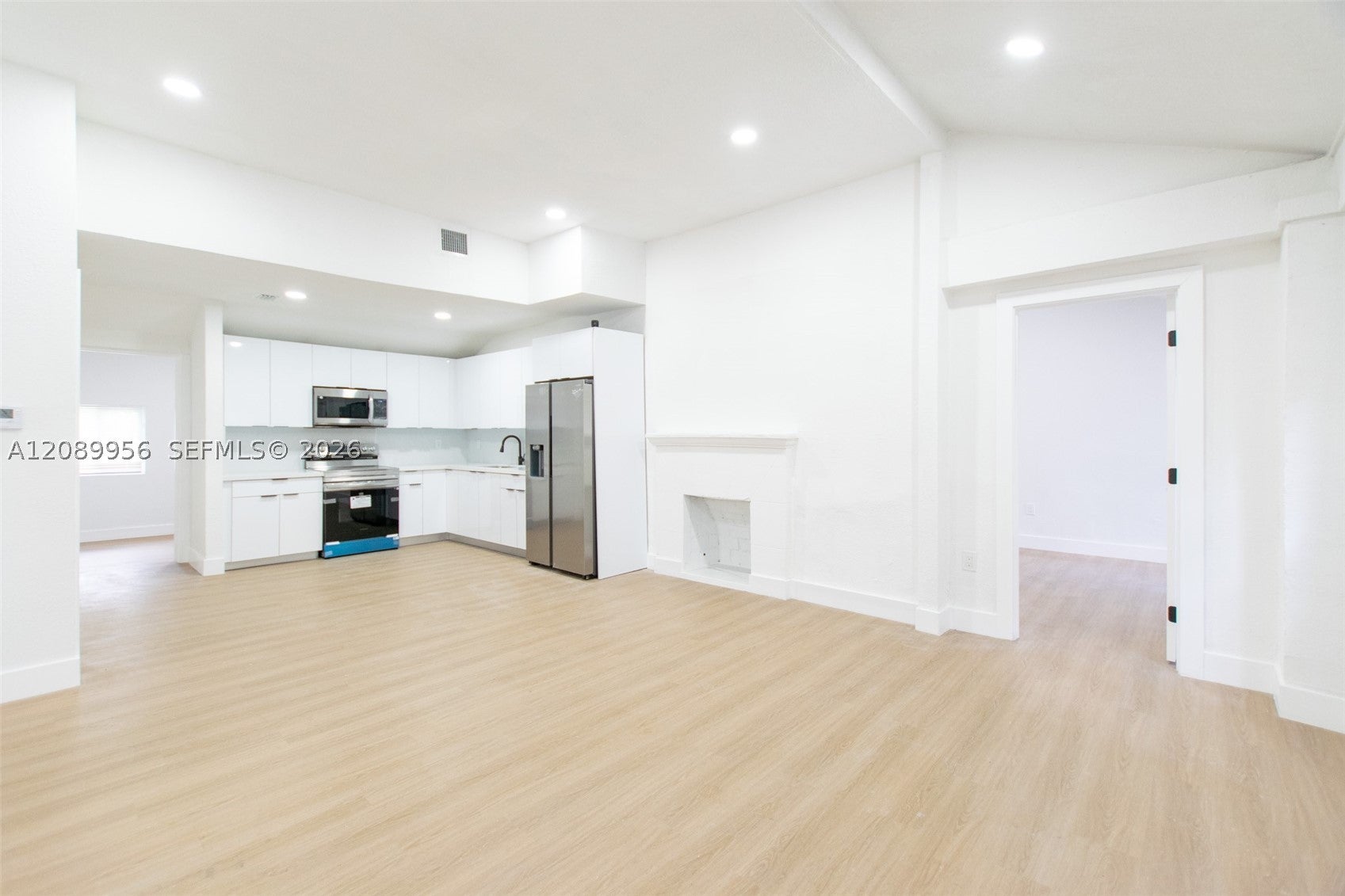 2324 NW 14th Ave