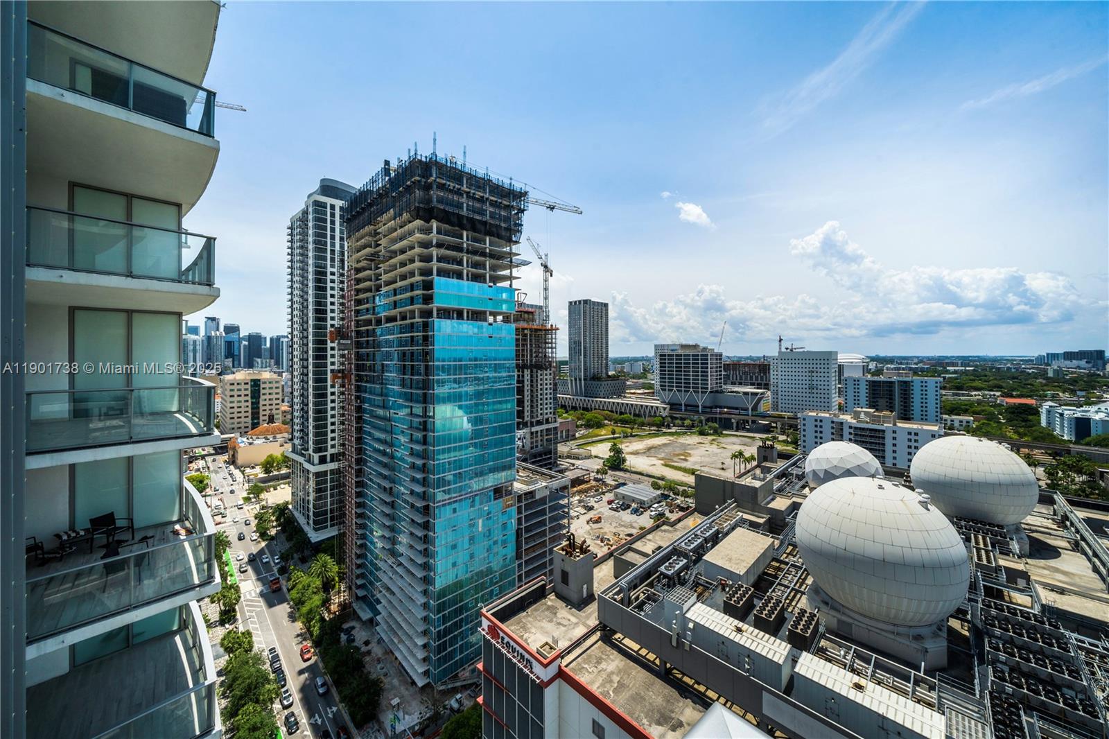 PARAMOUNT MIAMI WORLDCENT - Residential