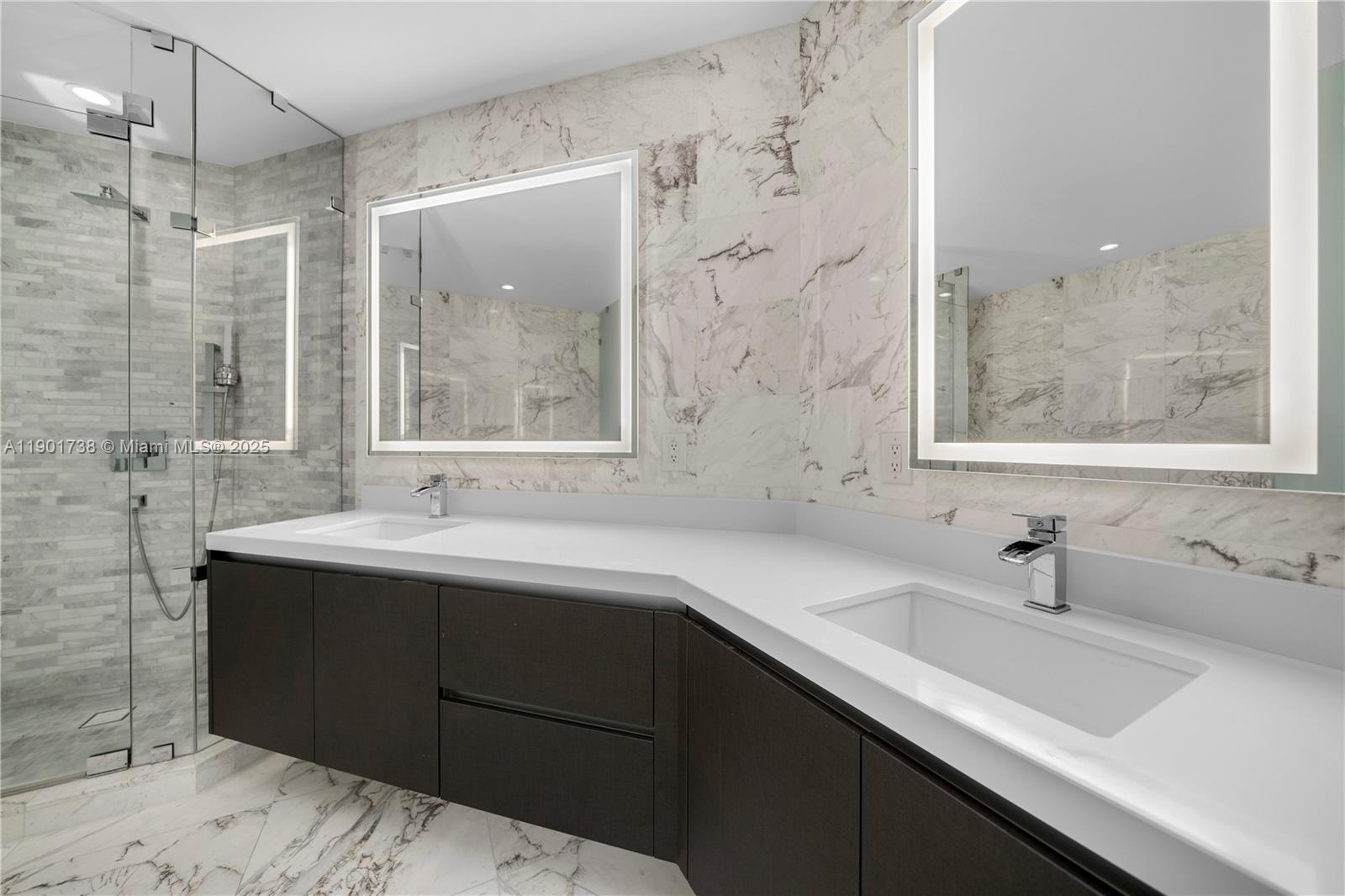 PARAMOUNT MIAMI WORLDCENT - Residential