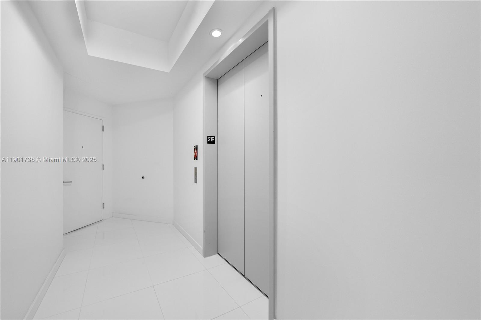 PARAMOUNT MIAMI WORLDCENT - Residential