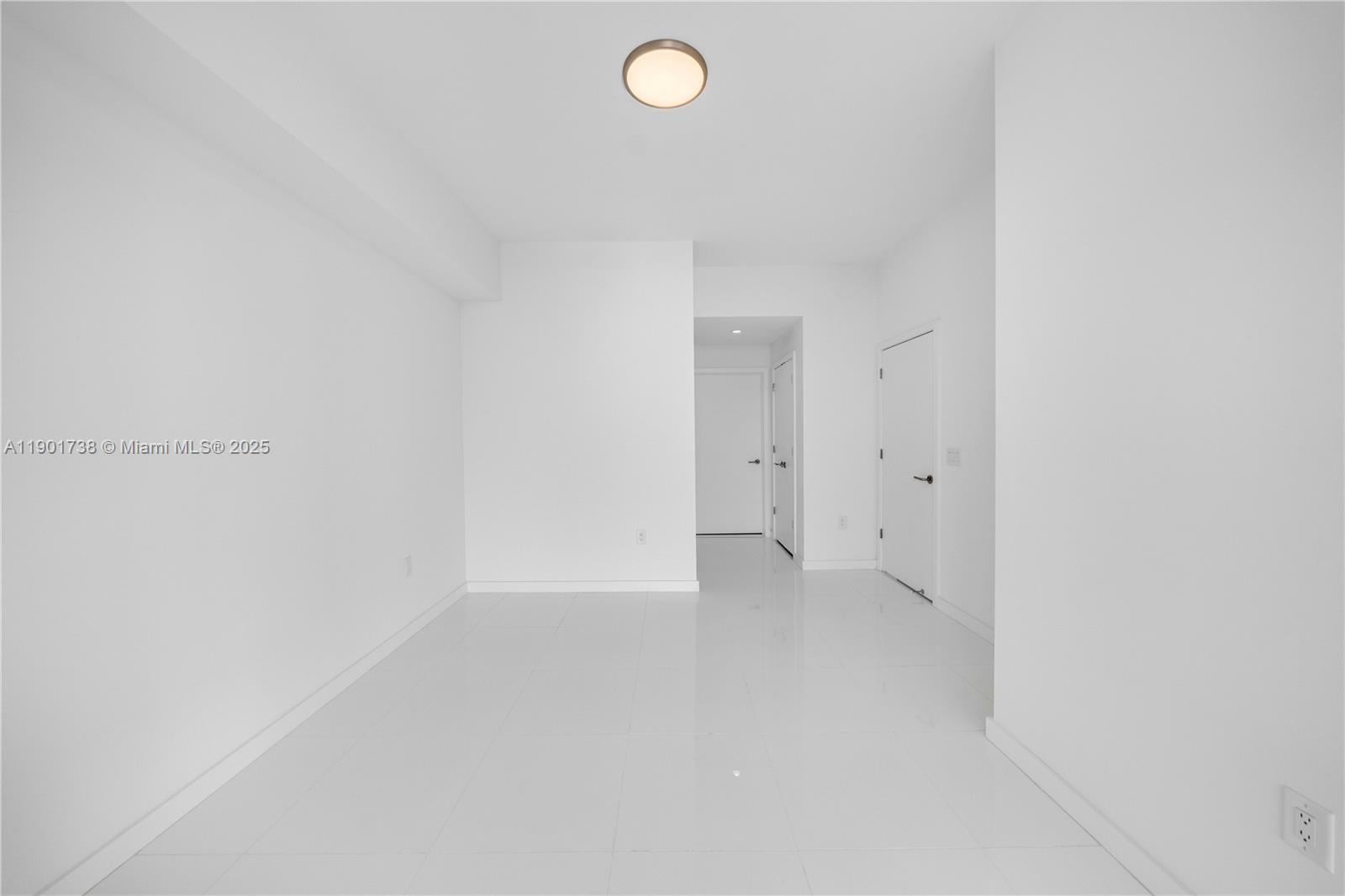 PARAMOUNT MIAMI WORLDCENT - Residential