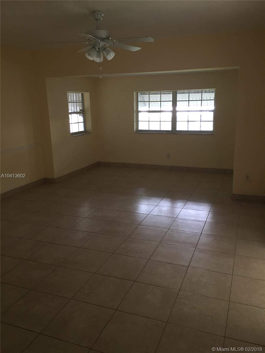 SUNSET PARK NO 3 - Residential Lease