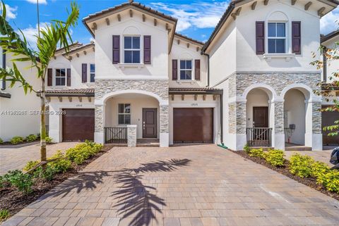 12926 NW 23rd Pl 12926 Miami FL 33167