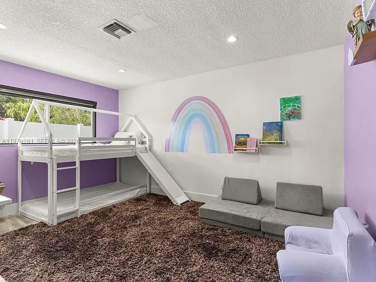 LIGHTHOUSE POINT 6TH SEC - Residential