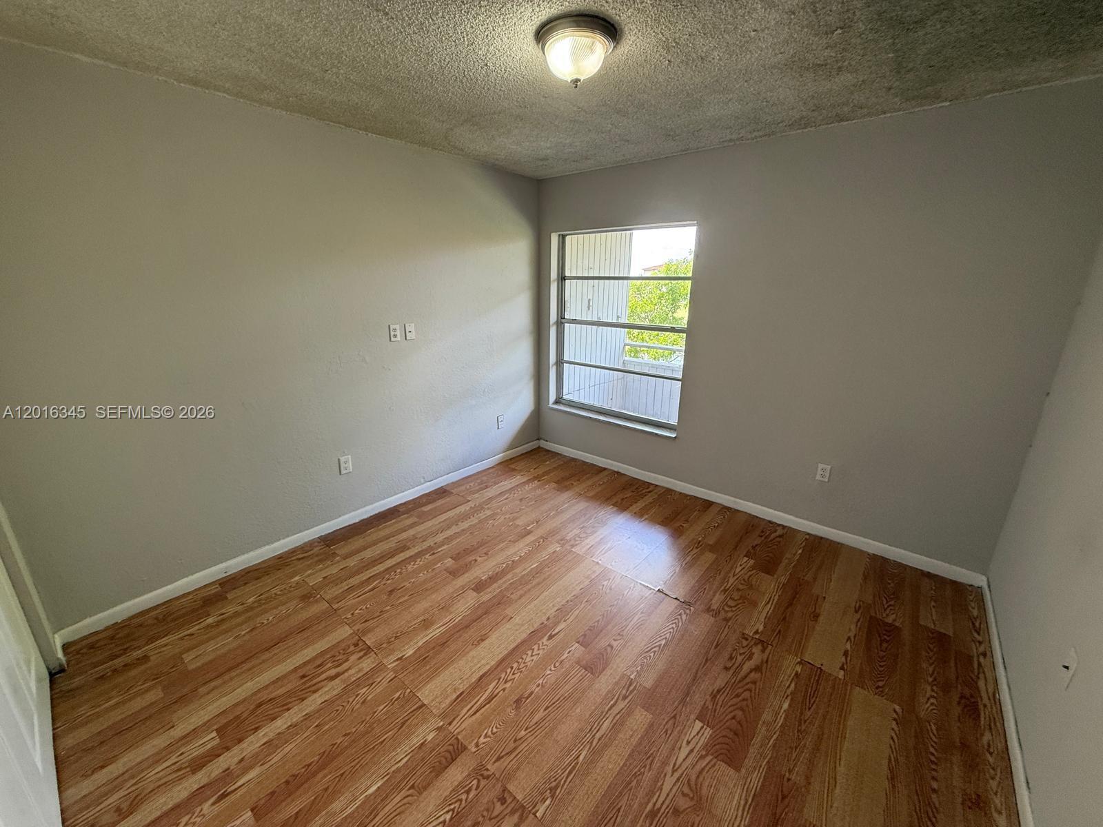 LAKEVIEW GARDENS AT MIAMI - Residential Lease