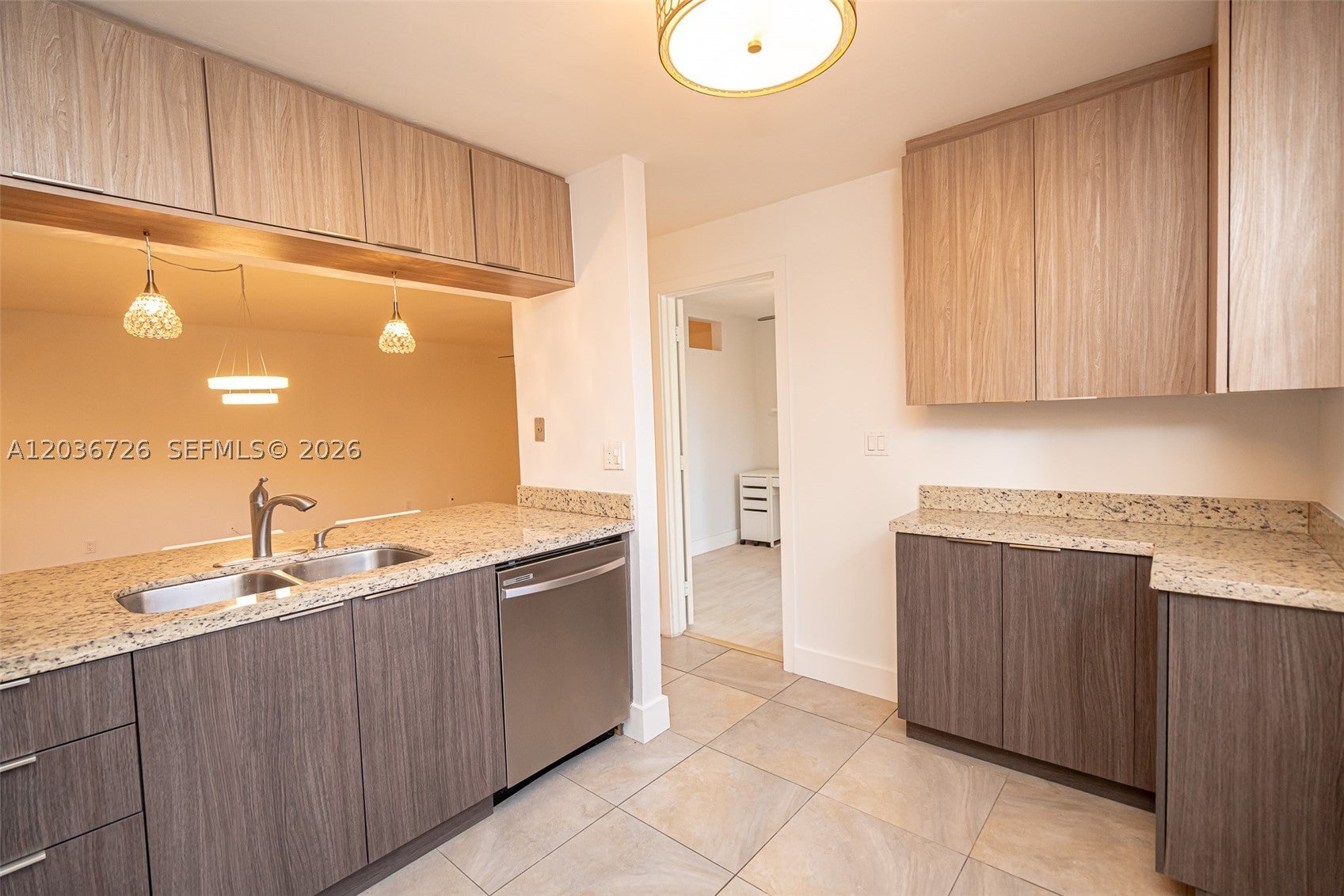 3578 Magellan Cir 2323, Aventura FL 33180