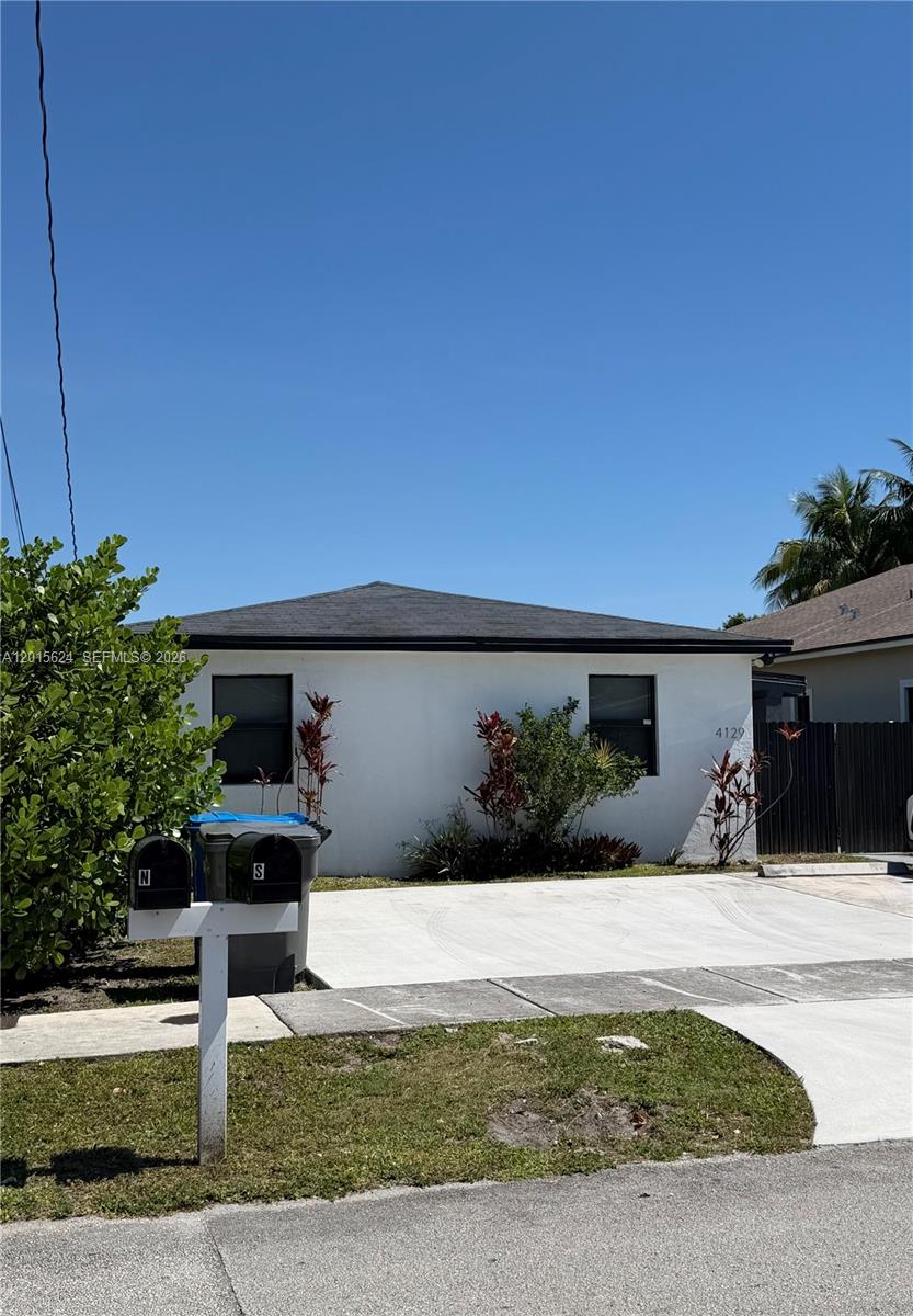 CARVER RANCHES - Residential Income