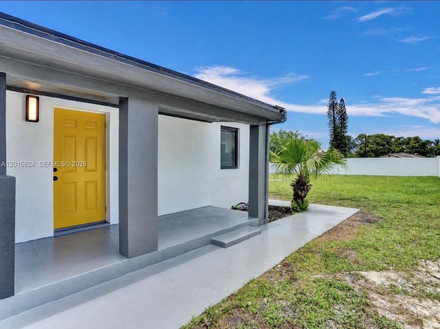 Attention all buyers, a beautiful turnkey duplex has just entered the market. Big large Lot. Just a fantastic property to own. Mint condition. Currently producing $4500 per month. The property is just a skip away from Aventura Mall & hot spots. Hollywood restaurants & shops also nearby. Beach and airports both relatively close as well. Renovated and updated with great finishes. Do not hesitate. Will sell fast.