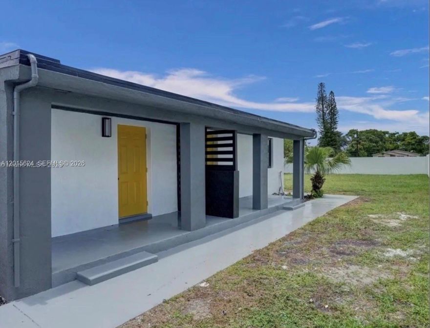 Attention all buyers, a beautiful turnkey duplex has just entered the market. Features Two 2/1's. Big large Lot. Just a fantastic property to own. Mint condition. Currently producing $4500 per month. The property is just a skip away from Aventura Mall & hot spots. Hollywood restaurants & shops also nearby. Beach and airports both relatively close as well. Renovated and updated with great finishes. Do not hesitate. Will sell fast.