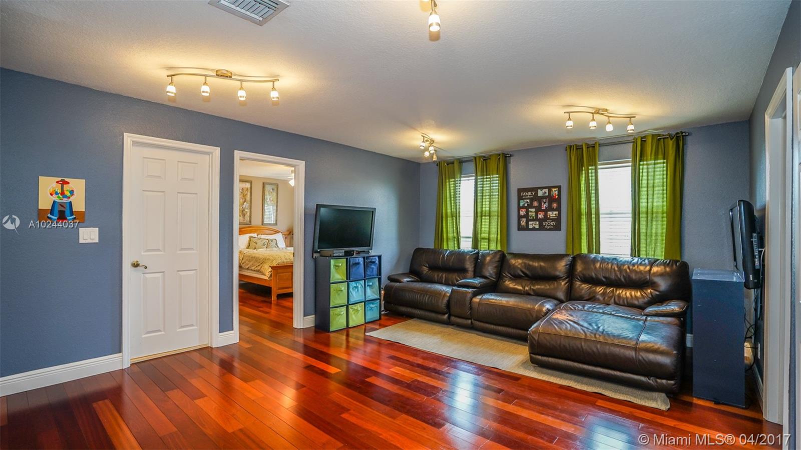 ISLES AT WESTON - Residential Lease