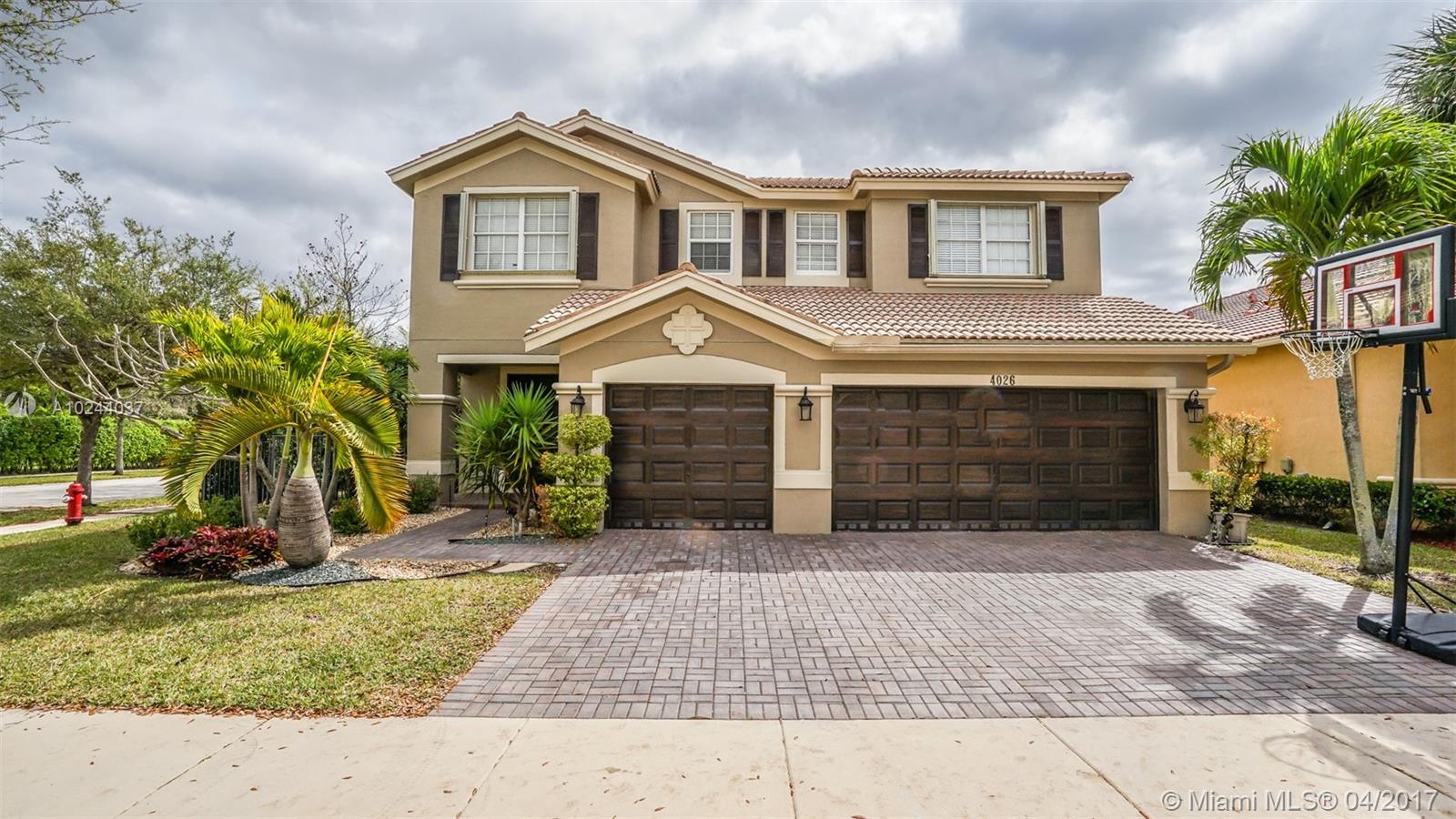 ISLES AT WESTON - Residential Lease