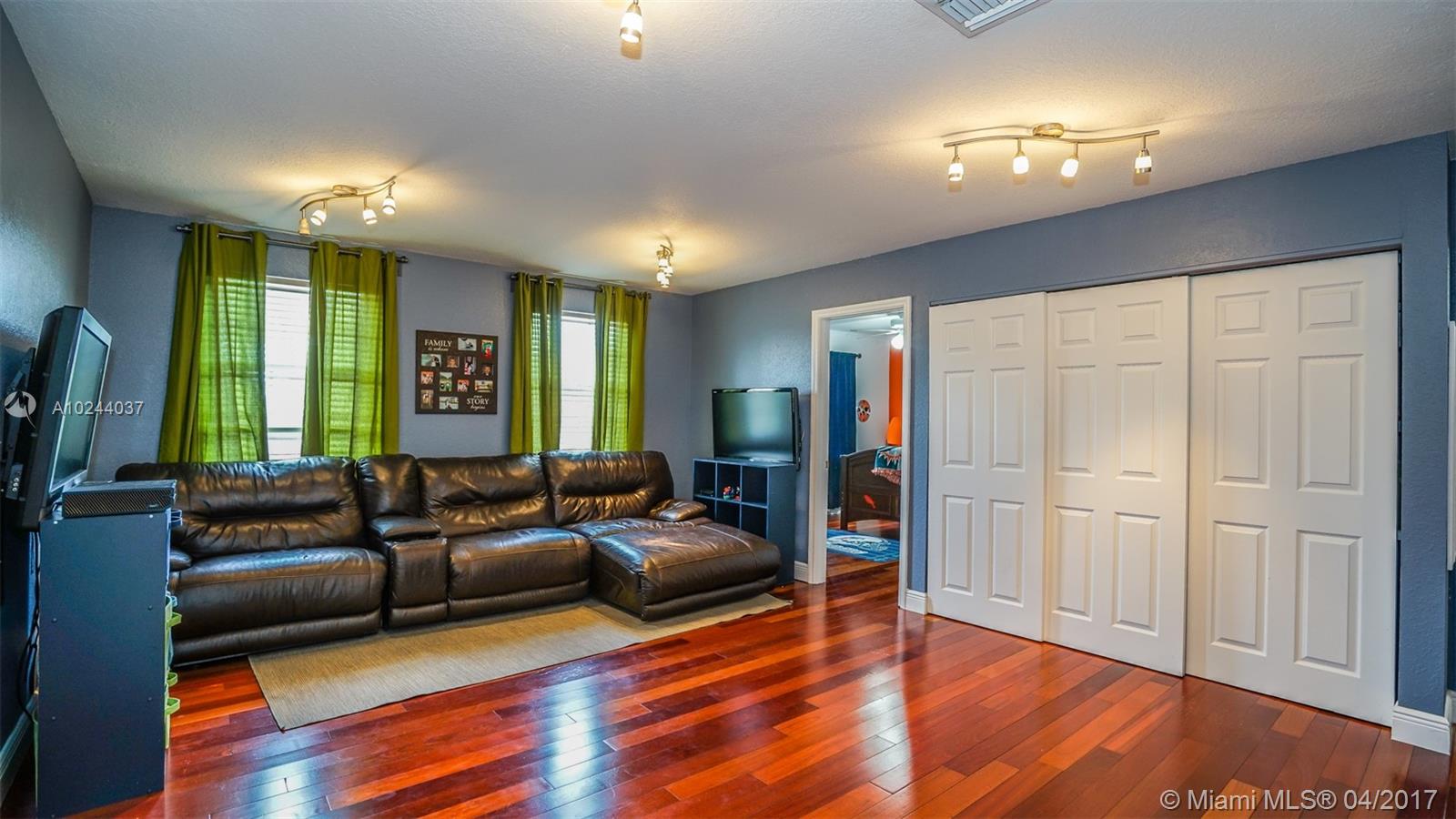 ISLES AT WESTON - Residential Lease