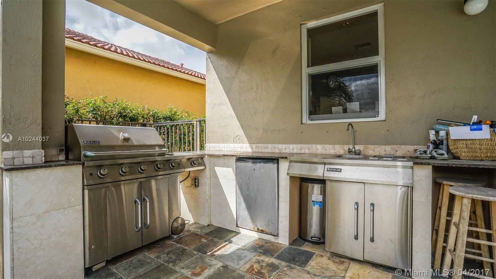 ISLES AT WESTON - Residential Lease
