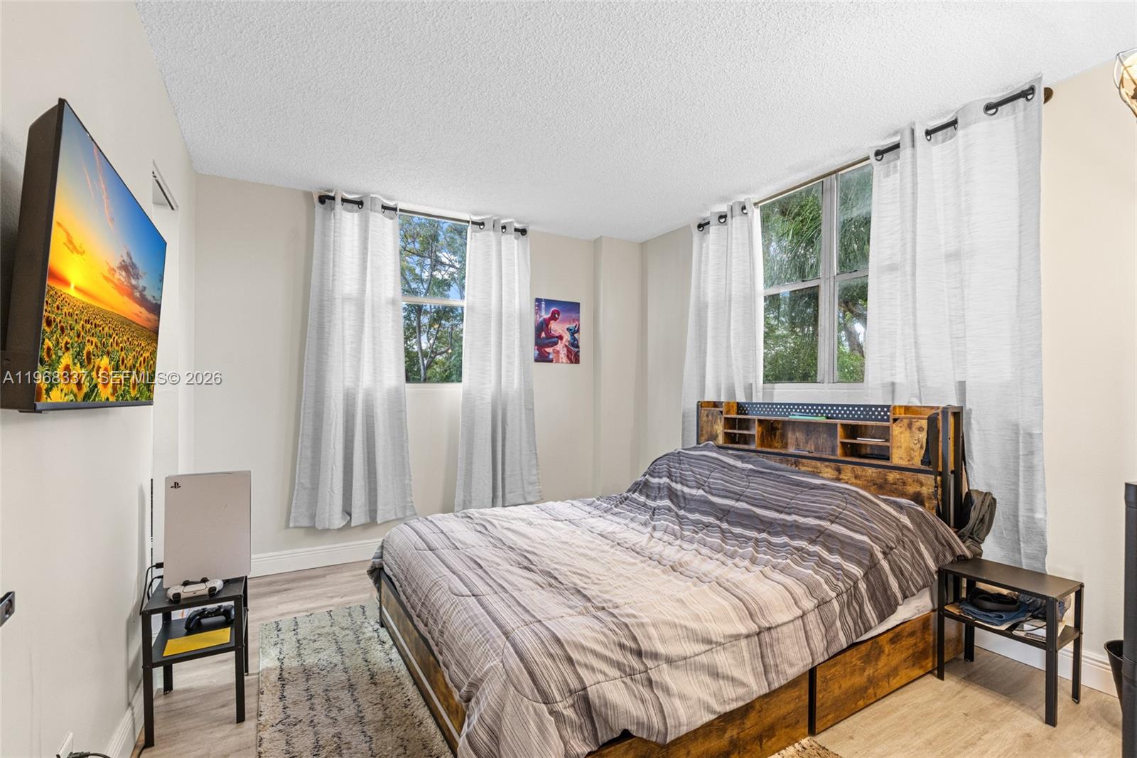 ROYAL PARK CONDO - Residential