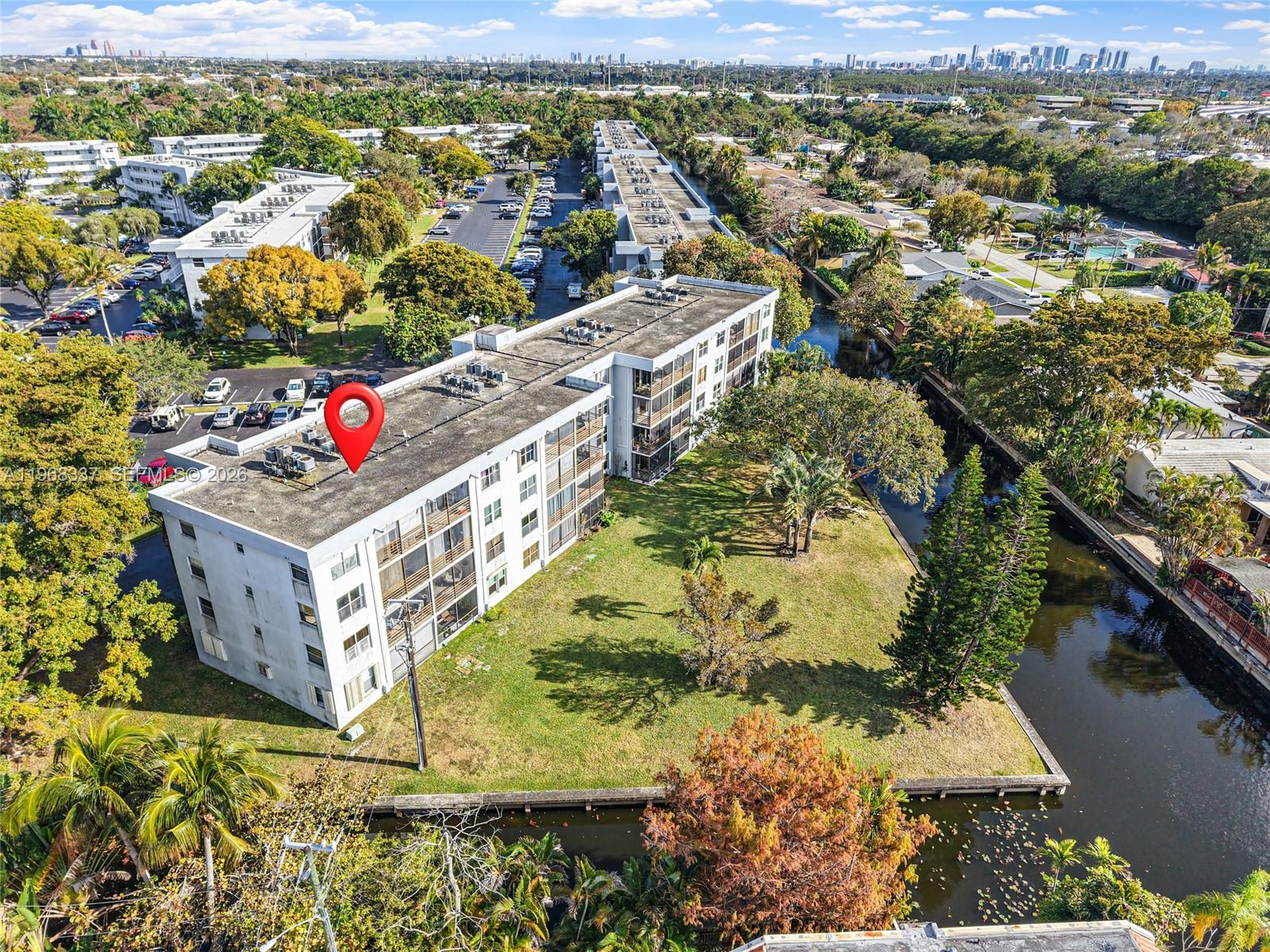 ROYAL PARK CONDO - Residential