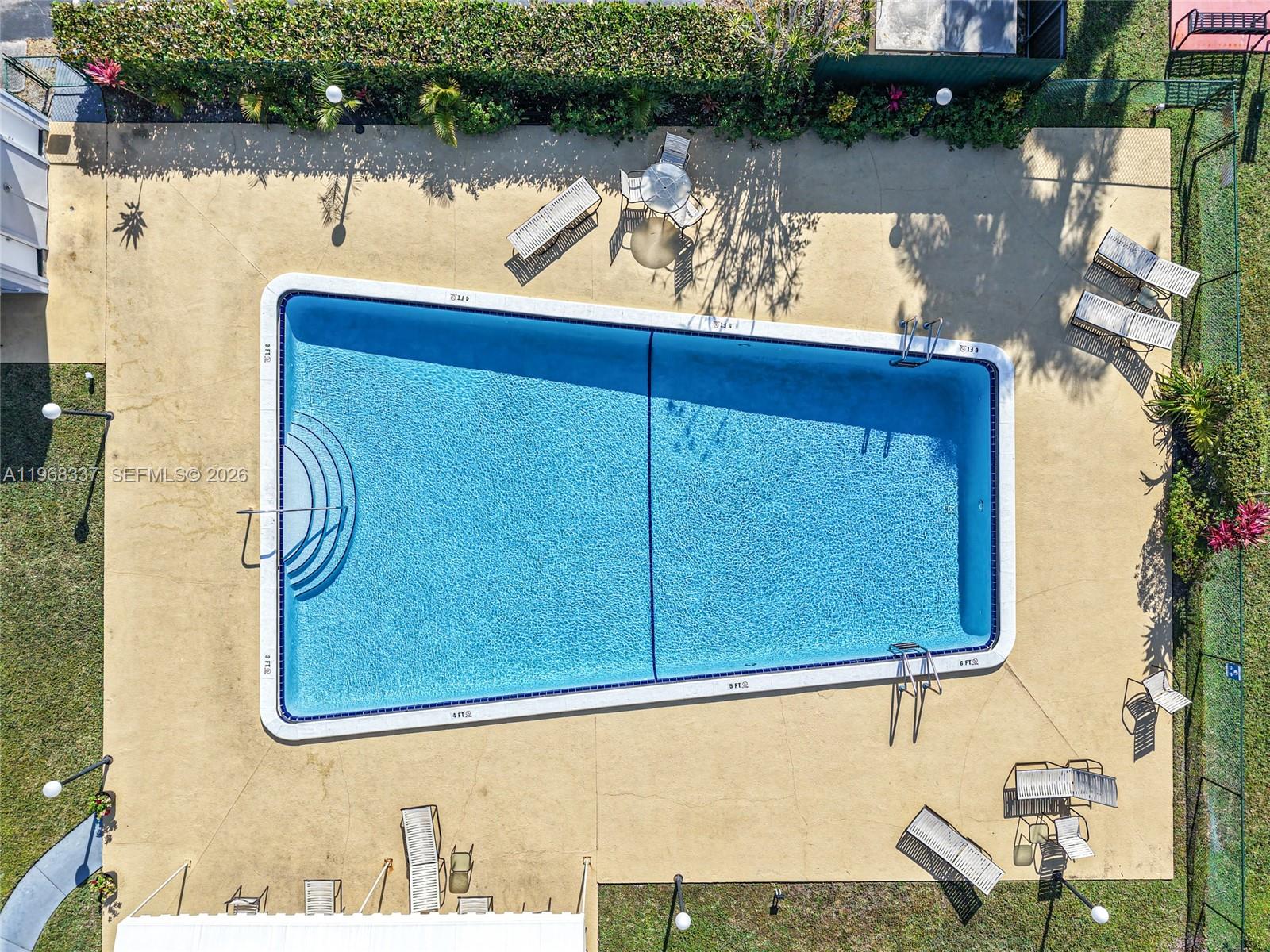 ROYAL PARK CONDO - Residential