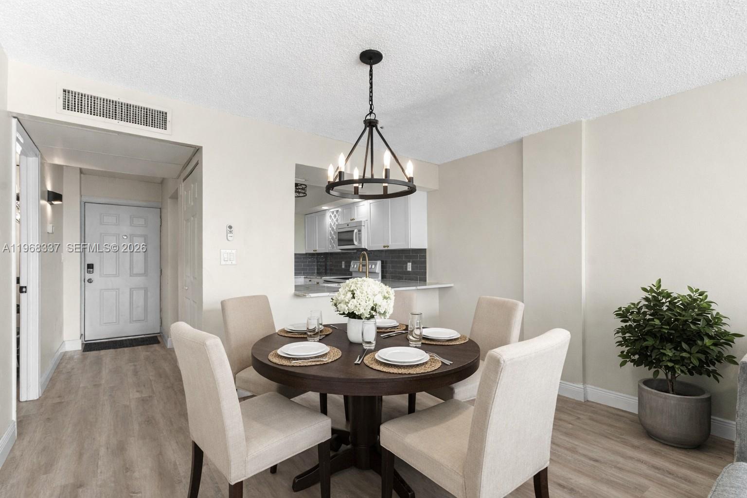 ROYAL PARK CONDO - Residential