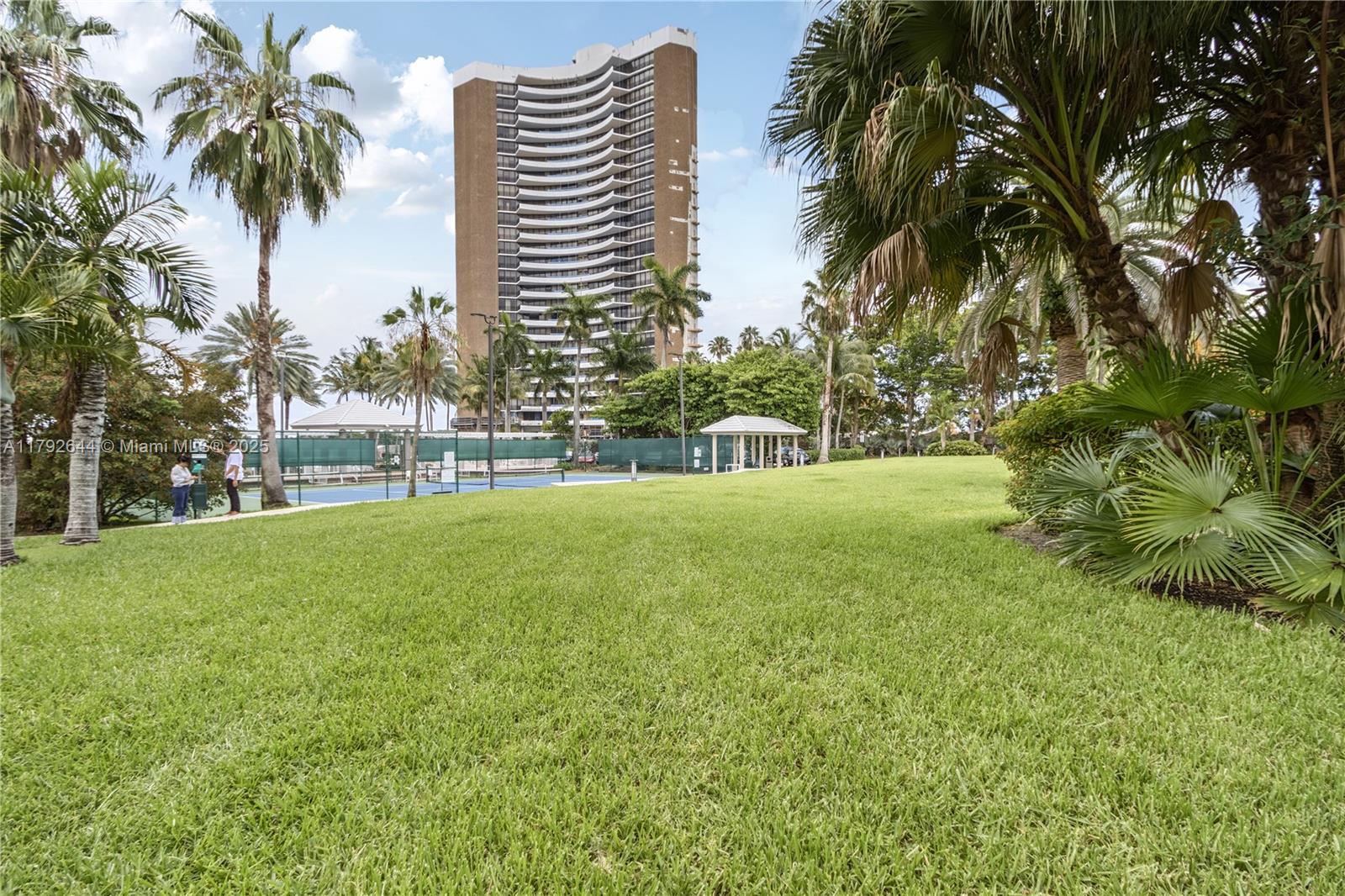 PALM BAY CONDO - Residential