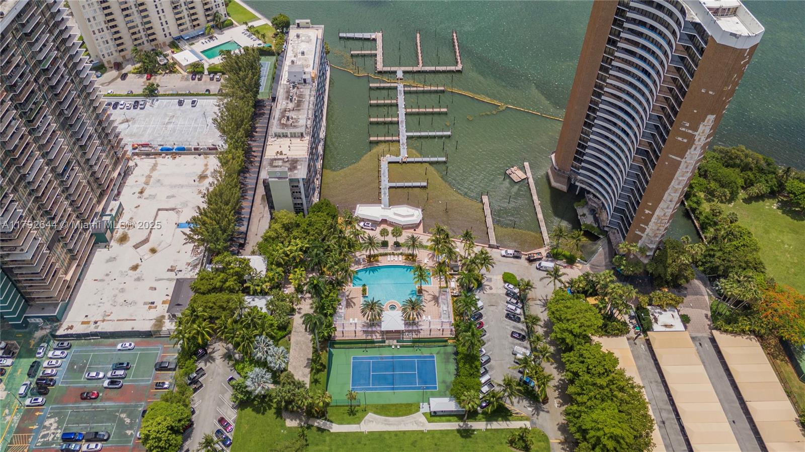 PALM BAY CONDO - Residential