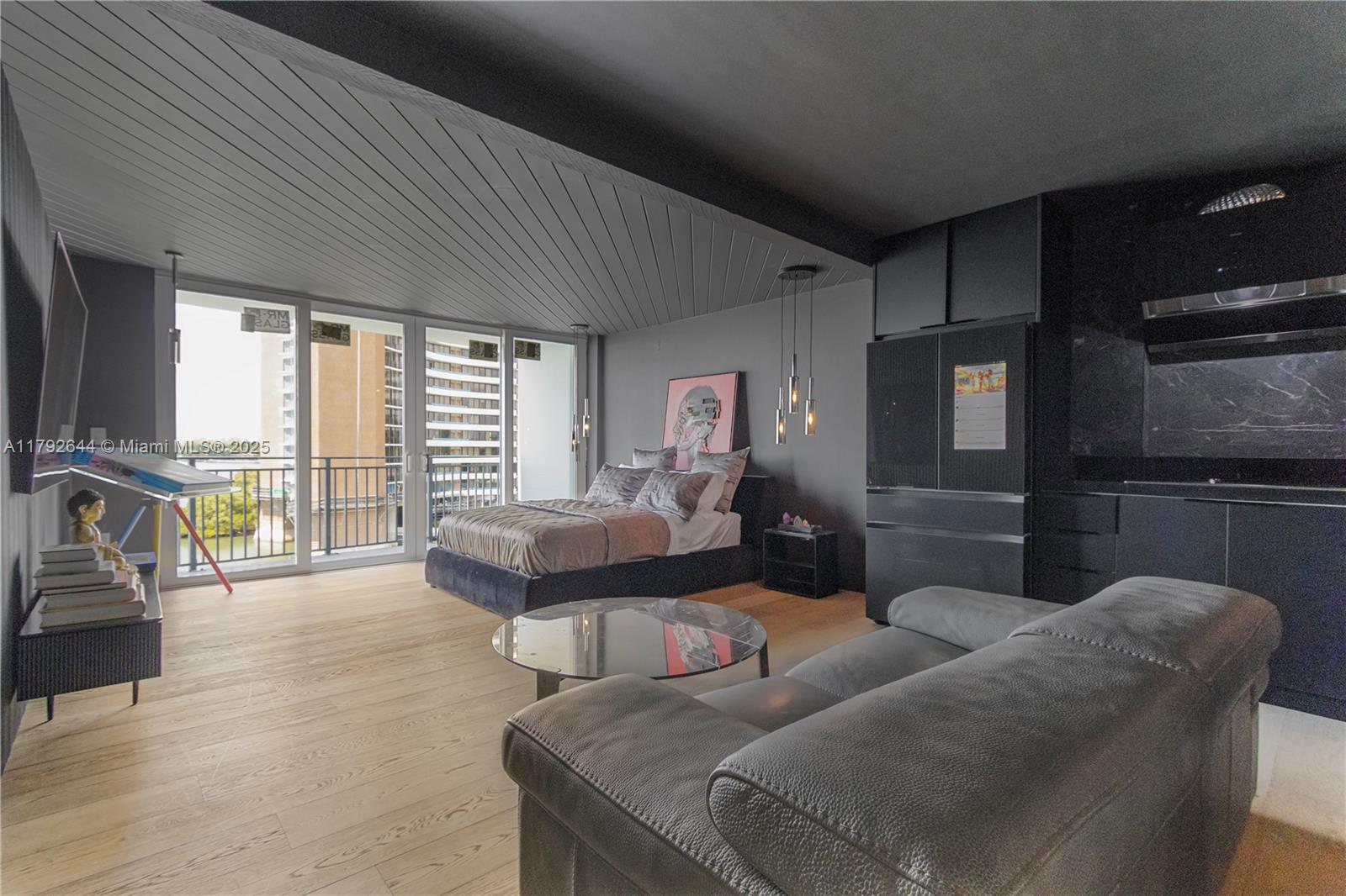 PALM BAY CONDO - Residential